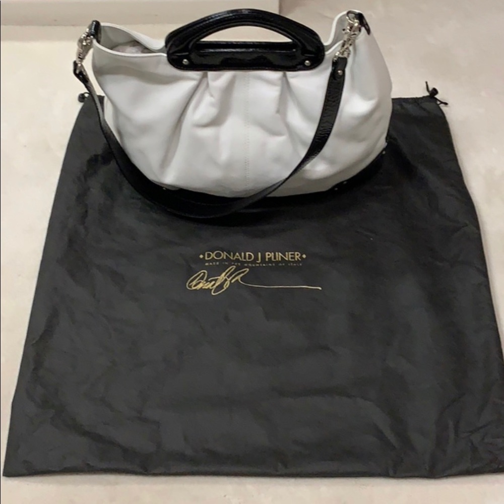 Donald j plainer shoulder bag